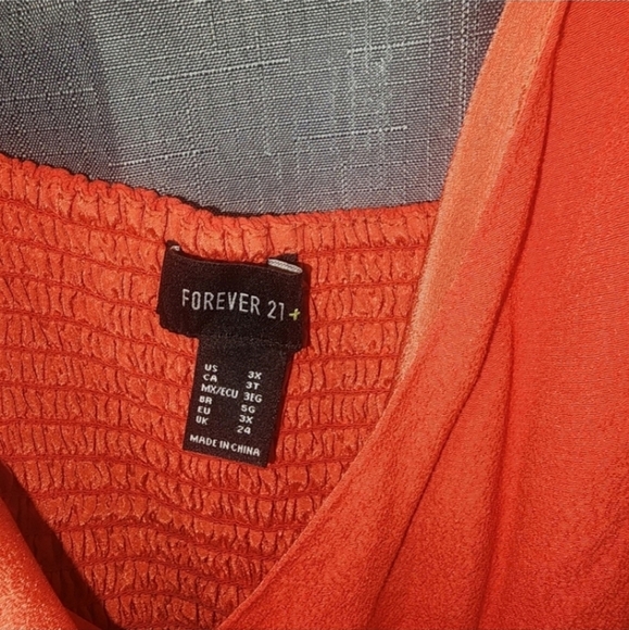 Forever 21 red/orange romper 3x - Picture 2 of 3